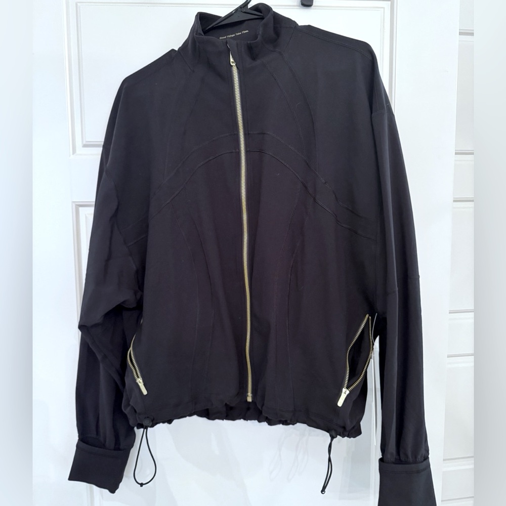 Lululemon - Define Relaxed-Fit Jacket *Luon - Size 8 - Black - **NEW WITH TAGS**